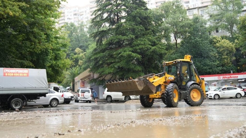 Вода в реке Хорота в Сочи достигла опасных отметок