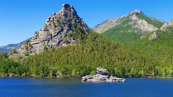 Озера вместо моря. Где купаться в Армении, Белоруссии, Киргизии, Казахстане