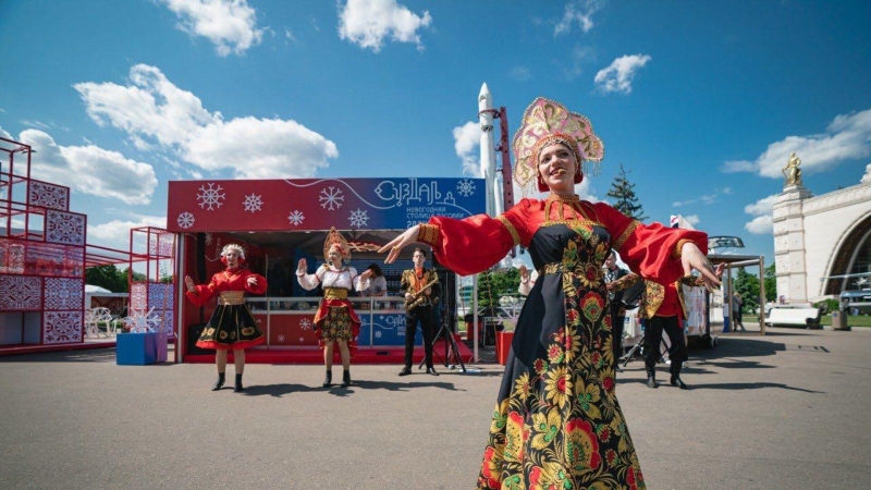 Более 500 тысяч гостей посетили форум "Путешествуй!" на ВДНХ в Москве